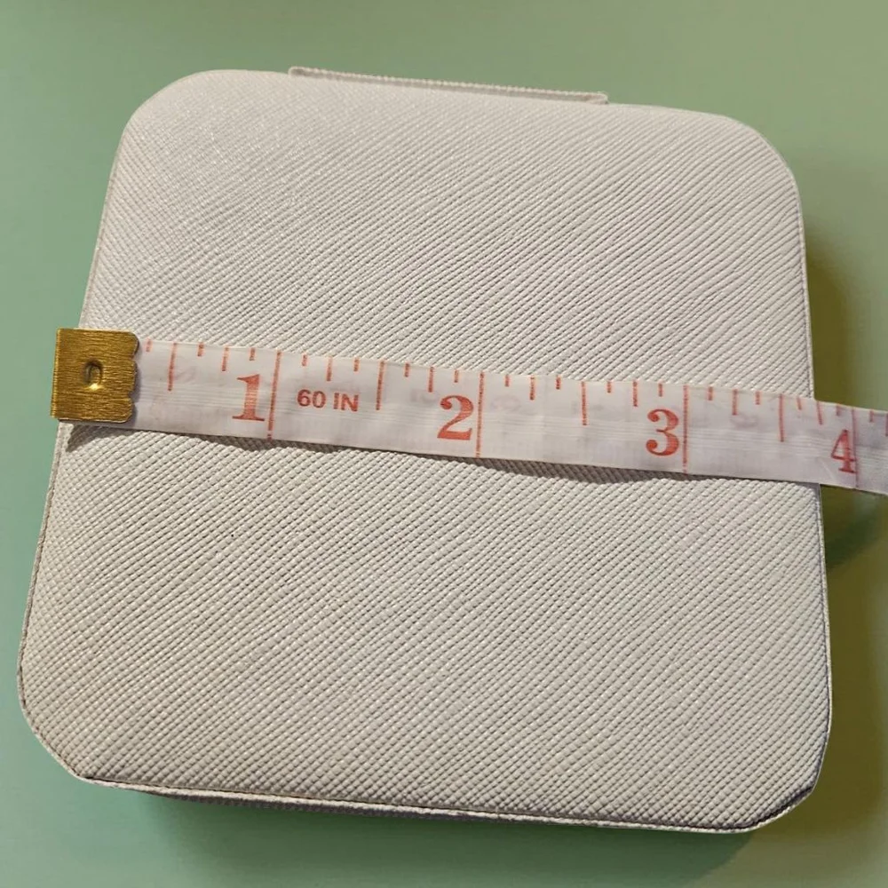 Portable Jewelry Travel Organizer - Ivory